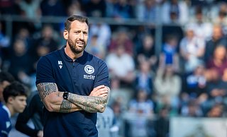 Arminia-Trainer Mitch Kniat hat beim Auswärtsspiel in Ingolstadt einige personelle Optionen. - Sarah Jonek Arminia-Trainer Mitch Kniat hat beim Auswärtsspiel in Ingolstadt einige personelle Optionen. - Sarah Jonek