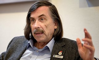 Norbert Morkes (BfGT) ist seit November 2020 Bürgermeister von Gütersloh. Der 70-Jährige setzte sich damals in einer Stichwahl gegen Vorgänger Henning Schulz (CDU) durch. Norbert Morkes (BfGT) ist seit November 2020 Bürgermeister von Gütersloh. Der 70-Jährige setzte sich damals in einer Stichwahl gegen Vorgänger Henning Schulz (CDU) durch.
