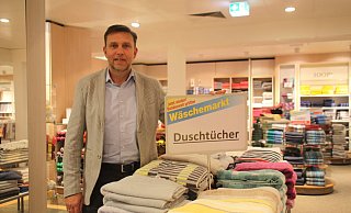 Christoph Lanvers, Eigentümer des Bünder Modehauses. - Björn Kenter Christoph Lanvers, Eigentümer des Bünder Modehauses. - Björn Kenter