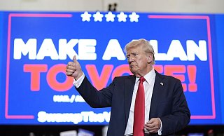 Der Republikaner Donald Trump umgarnt im Wahlkampf konservative Christen. - Alex Brandon/AP/dpa Der Republikaner Donald Trump umgarnt im Wahlkampf konservative Christen. - Alex Brandon/AP/dpa