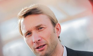 Auch ohne Wirtz: Simon Rolfes will Bayer Leverkusen zu einem Titelteam entwickeln. - Rolf Vennenbernd/dpa Auch ohne Wirtz: Simon Rolfes will Bayer Leverkusen zu einem Titelteam entwickeln. - Rolf Vennenbernd/dpa