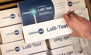 Lolli-Tests sind eine Möglichkeit, sich selbst auf das Coronavirus zu testen. - picture-alliance/ dpa Lolli-Tests sind eine Möglichkeit, sich selbst auf das Coronavirus zu testen. - picture-alliance/ dpa