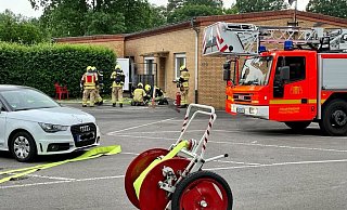 Der Brand eines Gerätes auf einer heißen Herdplatte im Paderborner Waldbad war schnell gelöscht. - Ralph Meyer Der Brand eines Gerätes auf einer heißen Herdplatte im Paderborner Waldbad war schnell gelöscht. - Ralph Meyer