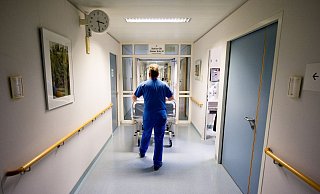 Der Bundestag berät heute über eine geplante Impfpflicht für Personal in Kliniken oder Pflegeheimen. - Foto: picture alliance / dpa Der Bundestag berät heute über eine geplante Impfpflicht für Personal in Kliniken oder Pflegeheimen. - Foto: picture alliance / dpa