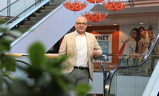 Dietmar Beutling, der neue Centermanager der Libori-Galerie in Paderborn, will das Einkaufs-"Erlebnis" steigern. - Rajkumar Mukherjee Dietmar Beutling, der neue Centermanager der Libori-Galerie in Paderborn, will das Einkaufs-"Erlebnis" steigern. - Rajkumar Mukherjee