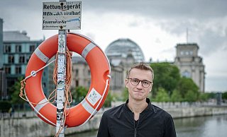 Julian Pahlke (Bündnis 90/Die Grünen) war in der zivilen Seenotrettung auf dem Mittelmeer aktiv. - Kay Nietfeld/dpa Julian Pahlke (Bündnis 90/Die Grünen) war in der zivilen Seenotrettung auf dem Mittelmeer aktiv. - Kay Nietfeld/dpa