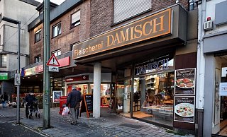 Auch die beiden verbliebenen Damisch-Standorte in Bielefeld (hier an der Hauptstraße in Brackwede) sind nun geschlossen. - Mike-Dennis Müller Auch die beiden verbliebenen Damisch-Standorte in Bielefeld (hier an der Hauptstraße in Brackwede) sind nun geschlossen. - Mike-Dennis Müller