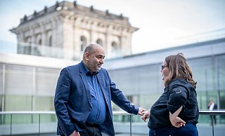 Die Zusammenarbeit zwischen den scheidenden Co-Vorsitzenden, Ricarda Lang und Omid Nouripour, lief insgesamt gut. Das war bei früheren Co-Vorsitzenden der Partei nicht immer der Fall. (Archivfoto) - Michael Kappeler/dpa Die Zusammenarbeit zwischen den scheidenden Co-Vorsitzenden, Ricarda Lang und Omid Nouripour, lief insgesamt gut. Das war bei früheren Co-Vorsitzenden der Partei nicht immer der Fall. (Archivfoto) - Michael Kappeler/dpa