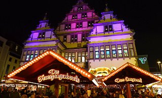 In Sachen Paderborner Weihnachtsmarkt gibt es weiterhin viele Fragezeichen. - Archivfoto: Hans-Hermann Igges In Sachen Paderborner Weihnachtsmarkt gibt es weiterhin viele Fragezeichen. - Archivfoto: Hans-Hermann Igges