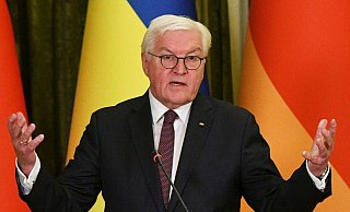 Warnt mit Blick auf China vor einseitigen Abhängigkeiten: Der deutsche Bundespräsident Frank-Walter Steinmeier. - Andrew Kravchenko/AP/dpa Warnt mit Blick auf China vor einseitigen Abhängigkeiten: Der deutsche Bundespräsident Frank-Walter Steinmeier. - Andrew Kravchenko/AP/dpa
