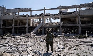 Die Nationale Pädagogische Universität in Charkiw wurde durch einen russischen Angriff zerstört. - Foto: Evgeniy Maloletka/AP/dpa Die Nationale Pädagogische Universität in Charkiw wurde durch einen russischen Angriff zerstört. - Foto: Evgeniy Maloletka/AP/dpa