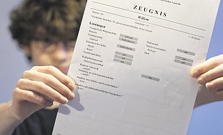 Am 29. Januar ist das Halbjahr beendet. Dann stehen wieder Zeugnisse an. - Andreas Sundermeier Am 29. Januar ist das Halbjahr beendet. Dann stehen wieder Zeugnisse an. - Andreas Sundermeier
