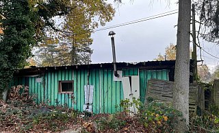 Die Laube eines Dauercampers brannte aus auf dem Campingplatz in Quelle. - Paul Brinkmann Die Laube eines Dauercampers brannte aus auf dem Campingplatz in Quelle. - Paul Brinkmann