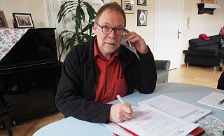 Mit 60 Jahren fühlt sich der am 5. November 1960 geborene Alfred Gemmeke jung und fit genug für eine aktive Mitarbeit im Kreistag Höxter. - Josef Köhne Mit 60 Jahren fühlt sich der am 5. November 1960 geborene Alfred Gemmeke jung und fit genug für eine aktive Mitarbeit im Kreistag Höxter. - Josef Köhne