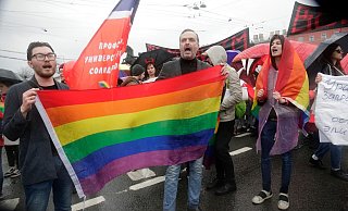 Unabhängige russische Medien weisen darauf hin, dass die Richter nicht einmal klar gestellt hätten, wer genau in ihren Augen der «LGBT-Bewegung» angehört (Archivbild). - ---/AP/dpa Unabhängige russische Medien weisen darauf hin, dass die Richter nicht einmal klar gestellt hätten, wer genau in ihren Augen der «LGBT-Bewegung» angehört (Archivbild). - ---/AP/dpa