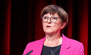 SPD-Chefin Saskia Esken sieht in der FDP-Mitgliederbefragung keine Gefahr für den Fortbestand der Ampel. - Moritz Frankenberg/dpa SPD-Chefin Saskia Esken sieht in der FDP-Mitgliederbefragung keine Gefahr für den Fortbestand der Ampel. - Moritz Frankenberg/dpa