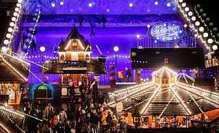 Die Fußball-WM und die Weihnachtsmarkt-Saison fallen dieses Jahr auf die gleiche Zeit. - Christoph Schmidt/dpa/Archiv Die Fußball-WM und die Weihnachtsmarkt-Saison fallen dieses Jahr auf die gleiche Zeit. - Christoph Schmidt/dpa/Archiv