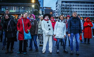Die Kombi aus Karaoke und Karneval kam gut an auf dem Kesselbrink. - Sarah Jonek Die Kombi aus Karaoke und Karneval kam gut an auf dem Kesselbrink. - Sarah Jonek