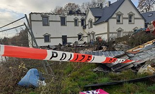 Die Brandruine an der Herforder Straße. - Jobst Lüdeking Die Brandruine an der Herforder Straße. - Jobst Lüdeking