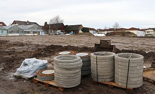In dem neuen Baugebiet in Westerenger stehen die Erschließungsarbeiten an. - Ekkehard Wind In dem neuen Baugebiet in Westerenger stehen die Erschließungsarbeiten an. - Ekkehard Wind