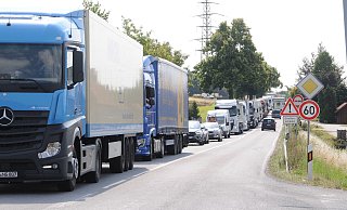 Staus auf der B 68 sind selten geworden. - Anja Hanneforth Staus auf der B 68 sind selten geworden. - Anja Hanneforth