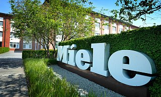 Miele geht neue Wege, um die Kunden zu erreichen, sei es mit Outdoor-Cooking oder besonderen Geschäften in gehobener Lage. - Andreas Frücht Miele geht neue Wege, um die Kunden zu erreichen, sei es mit Outdoor-Cooking oder besonderen Geschäften in gehobener Lage. - Andreas Frücht