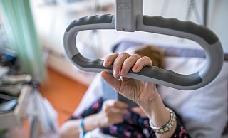 Auch für Patienten wird sich durch die Klinikreform in NRW viel ändern. Sie müssen sich in vielen Bereichen umorientieren. - picture alliance / Jens Büttner/ Auch für Patienten wird sich durch die Klinikreform in NRW viel ändern. Sie müssen sich in vielen Bereichen umorientieren. - picture alliance / Jens Büttner/