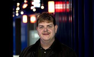 Isaak Guderian wird Deutschland beim Eurovision Song Contest (ESC) 2024 in Malmö vertreten. - Soeren Stache/dpa Isaak Guderian wird Deutschland beim Eurovision Song Contest (ESC) 2024 in Malmö vertreten. - Soeren Stache/dpa