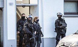 Gegen organisierte und kriminelle Clans muss mit großem Aufgebot vorgegangen werden. Gegen organisierte und kriminelle Clans muss mit großem Aufgebot vorgegangen werden.