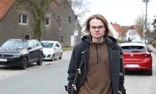 Nach der Ausschusssitzung melden sich die Grünen noch einmal zur Situation an der Alten Dorfstraße zu Wort - unter anderem Malte Schäffer. - Grüne Rödinghausen Nach der Ausschusssitzung melden sich die Grünen noch einmal zur Situation an der Alten Dorfstraße zu Wort - unter anderem Malte Schäffer. - Grüne Rödinghausen