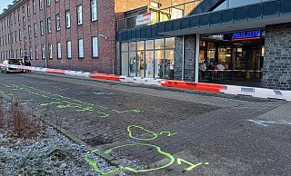 Vor dem Aldi am Grillepark in Minden hat es am Montagmorgen einen schweren Unfall gegeben, bei dem zwei Personen verletzt wurden. - Doris Christoph Vor dem Aldi am Grillepark in Minden hat es am Montagmorgen einen schweren Unfall gegeben, bei dem zwei Personen verletzt wurden. - Doris Christoph