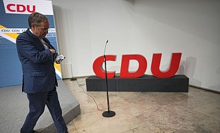 Armin Laschet nach seinem Statement. - picture alliance/dpa Armin Laschet nach seinem Statement. - picture alliance/dpa