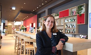 Carolin Nolte (42) leitet das Intercity-Hotel Herford seit dem 1. Mai 2023. - Susanne Blersch Carolin Nolte (42) leitet das Intercity-Hotel Herford seit dem 1. Mai 2023. - Susanne Blersch