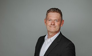 Leopoldshöher in dritter Generation: Frank Elbrächter bewirbt sich als unabhängiger Kandidat um das Amt des Bürgermeisters. - Frank Elbrächter Leopoldshöher in dritter Generation: Frank Elbrächter bewirbt sich als unabhängiger Kandidat um das Amt des Bürgermeisters. - Frank Elbrächter