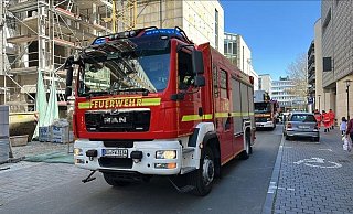 Die Feuerwehr ist derzeit wegen eines Verdachts auf einen Gasaustritt im Bielefelder Loom im Einsatz. - Stefan Becker Die Feuerwehr ist derzeit wegen eines Verdachts auf einen Gasaustritt im Bielefelder Loom im Einsatz. - Stefan Becker