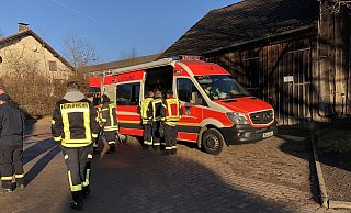 Circa 50 Einsatzkräfte waren vor Ort – die Suche dauerte bis Samstagabend an. - Kreisfeuerwehr Holzminden Circa 50 Einsatzkräfte waren vor Ort – die Suche dauerte bis Samstagabend an. - Kreisfeuerwehr Holzminden