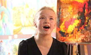 Pauline Koch (13) aus Bökendorf ist ein herausragendes Musicaltalent. - Burkhard Battran Pauline Koch (13) aus Bökendorf ist ein herausragendes Musicaltalent. - Burkhard Battran