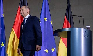 Bundeskanzler Olaf Scholz (SPD) plant im Januar die Vertrauensfrage im Bundestag zu stellen. Neuwahlen würden dann spätestens Anfang April stattfinden. - Michael Kappeler/dpa Bundeskanzler Olaf Scholz (SPD) plant im Januar die Vertrauensfrage im Bundestag zu stellen. Neuwahlen würden dann spätestens Anfang April stattfinden. - Michael Kappeler/dpa