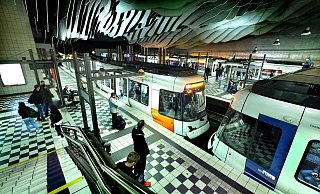 Im Tunnel kommt es zu Störungen. - Andreas Frücht Im Tunnel kommt es zu Störungen. - Andreas Frücht