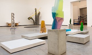 Im Marta sind derzeit die Ausstellungen "Glas und Beton" (Foto) und "Hocus Focus" mit Arbeiten von Navid Nuur zu sehen. - Ralf Bittner Im Marta sind derzeit die Ausstellungen "Glas und Beton" (Foto) und "Hocus Focus" mit Arbeiten von Navid Nuur zu sehen. - Ralf Bittner