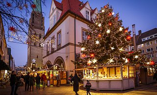 Der Bielefeld Weihnachtsmarkt findet statt - das alleine ist schon eine positive Nachricht. Deutschlands Schausteller sprechen bundesweit allerdings von einem "finanziellen Desaster". - Sarah Jonek Der Bielefeld Weihnachtsmarkt findet statt - das alleine ist schon eine positive Nachricht. Deutschlands Schausteller sprechen bundesweit allerdings von einem "finanziellen Desaster". - Sarah Jonek