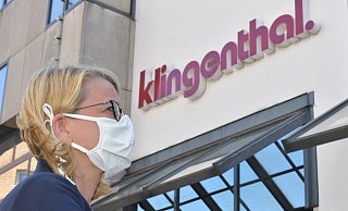 Die Klingenthal-Mitarbeiterinnen setzen sich für die Öffnung ihres Betriebes ein. - Jens Dünhölter Die Klingenthal-Mitarbeiterinnen setzen sich für die Öffnung ihres Betriebes ein. - Jens Dünhölter
