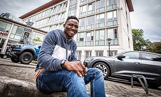 Visum wird nicht verlängert: Moses Kasawuri braucht dringend einen Ausbildungsplatz. - Mike-Dennis Müller / www.mdm.photo Visum wird nicht verlängert: Moses Kasawuri braucht dringend einen Ausbildungsplatz. - Mike-Dennis Müller / www.mdm.photo