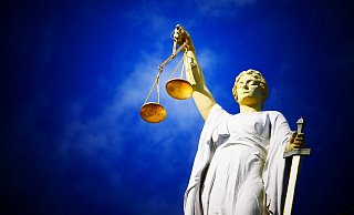 Schwere Vorwürfe gegen einen ehemaligen Bielefelder. - Symbolfoto Schwere Vorwürfe gegen einen ehemaligen Bielefelder. - Symbolfoto