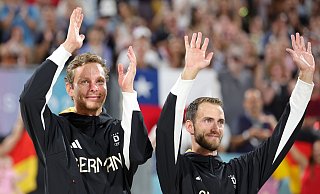 Nach Platz zwei bei Olympia sind Nils Ehlers (l) und Clemens Wickler auch bei der EM erfolgreich. - Rolf Vennenbernd/dpa Nach Platz zwei bei Olympia sind Nils Ehlers (l) und Clemens Wickler auch bei der EM erfolgreich. - Rolf Vennenbernd/dpa