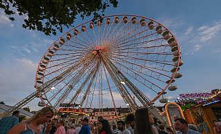 Die höchste Konstante ist das Riesenrad auf der Paderborner Libori-Kirmes. In diesem Jahr wird das große Fest aufgrund der Coronakrise ausfallen. - Andreas Zobe Die höchste Konstante ist das Riesenrad auf der Paderborner Libori-Kirmes. In diesem Jahr wird das große Fest aufgrund der Coronakrise ausfallen. - Andreas Zobe
