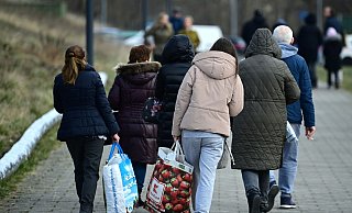 Ukrainische Flüchtlinge nach ihrer Registrierung in Potsdam. - Soeren Stache/dpa Ukrainische Flüchtlinge nach ihrer Registrierung in Potsdam. - Soeren Stache/dpa