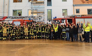 Am Institut der Feuerwehr NRW wurde die Übung zur intelligenten Rettung im Smart Home erfolgreich durchgeführt. - Project IRIS Am Institut der Feuerwehr NRW wurde die Übung zur intelligenten Rettung im Smart Home erfolgreich durchgeführt. - Project IRIS