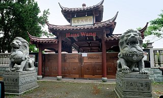 Seit einem Jahr ruht der Betrieb. Die Dunstabzugsanlage des China-Restaurants war in Brand geraten und hatte in der Folge einen Küchenbrand erzeugt. - Andreas Frücht Seit einem Jahr ruht der Betrieb. Die Dunstabzugsanlage des China-Restaurants war in Brand geraten und hatte in der Folge einen Küchenbrand erzeugt. - Andreas Frücht