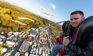 62 Meter über der Stadt: Höhenangst sollten die Besucher des „Gladiators" nicht haben. - Dennis Angenendt 62 Meter über der Stadt: Höhenangst sollten die Besucher des „Gladiators" nicht haben. - Dennis Angenendt